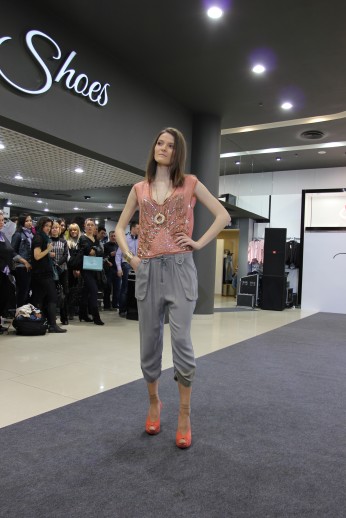 New look глобус коллекция весна лето 2011