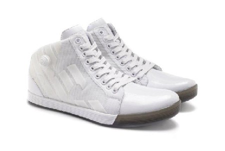 Giorgio Armani, Reebok взуття