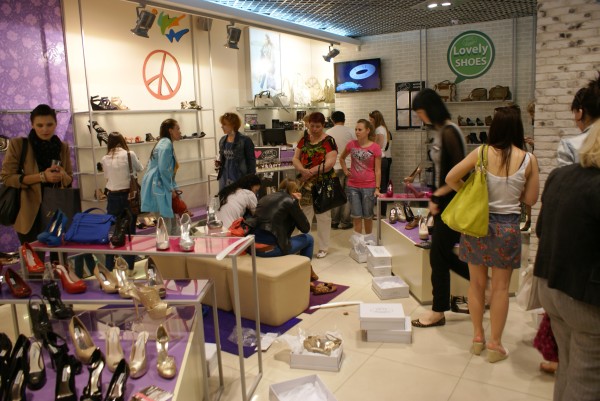 I LOVE KIEV SHOPPING NIGHT в магазине Стив Мэдден