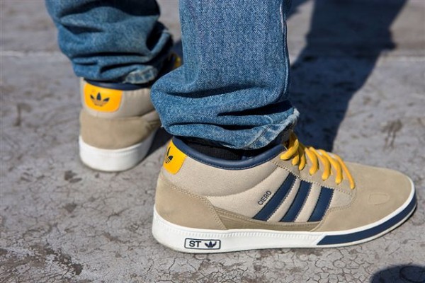 Adidas Originals сезону Осінь -Зима 2011. Лукбук