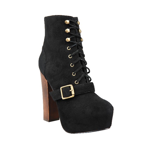 Жіноча колекція взуття Steve Madden сезону осінь зима 2011. Фото