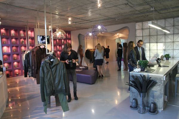 Фото отчет с Live-презентации коллекции L’UVE FW 2012-13 SIMULATED MIND