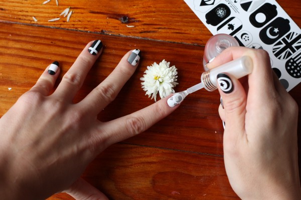 Отзыв о дизайнерских наклейках для ногтей NCLA Nail Wraps. Как пользоваться. Инструкция
