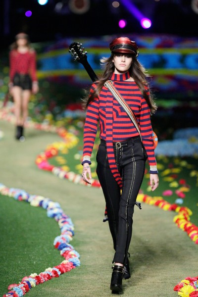 Tommy Hilfiger весна-лето 2015, женская коллекция одежды, фото с показа