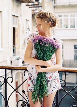 balcony-garment